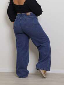 Calça wide leg jeans feminina plus size,lisa,barra feita. - Lavagem escura - Visão 2