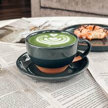 Mora Ceramic Latte Art Mug With Saucer - 10.5 Oz, Round Bottom Pours - Cafe Cups Cappuccino, Espresso, Coffee, Tea Etc - Porcelain Set Baristas, Great - Chai Latte - 木炭 - 查看 5