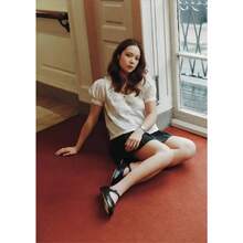 1 件礼物现代流行著名时尚歌手 Laufey 音乐专辑封面海报帆布画墙壁艺术图片酒吧俱乐部家居装饰可选框架 - 彩色 - 查看 11