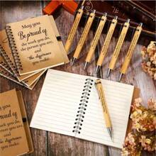 12 pièces/6 pièces/2 pièces/1 set Coffret cadeau de reconnaissance pour les employés - comprend un stylo à bille en bambou avec des citations inspirantes et des cahiers de motivation à spirale, cahiers de reconnaissance, mini cahiers à spirale. Convient pour les bénévoles, les enseignants, les infirmières, les activités de team building, les anniversaires, la retraite, les cadeaux de bureau pour les fêtes, fournitures scolaires, rentrée scolaire