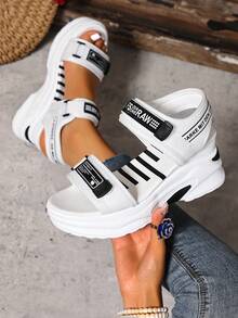 Sandalias de mujer de verano 2025, sandalias con cuña y suela gruesa, sandalias de tacón alto, sandalias de playa versátiles de moda, sandalias casuales para exteriores, zapatos sencillos para ir al trabajo para mujer - Blanco - Ver 4