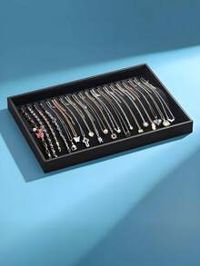 1件，项链收纳盒带透明盖展示首饰托盘带透明盖珠宝项链展示盒适用于项链吊坠适合女士女生展示盒收纳盒