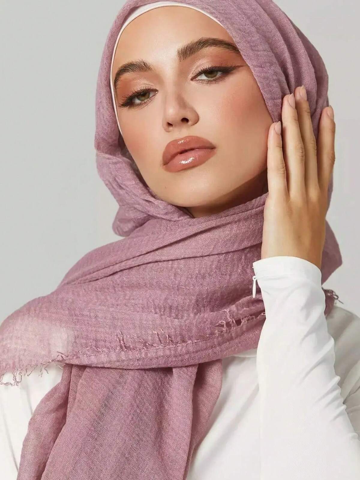 1 pièce Foulard plissé unicolore de base classique pour femmes, accessoire hijab, abaya, essentiel de voyage, vacances 4