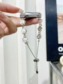 Pulseira de relógio feminina elegante com flor de camélia a laser e liga metálica, compatível com Series 10, 9, 8, 7, 6, 5, 4, 3, 2, 1, 38 mm, 40 mm, 41 mm, 42 mm, 44 mm, 45 mm, 46 mm e 49 mm Ultra 1/2 SE para substituição de pulseira