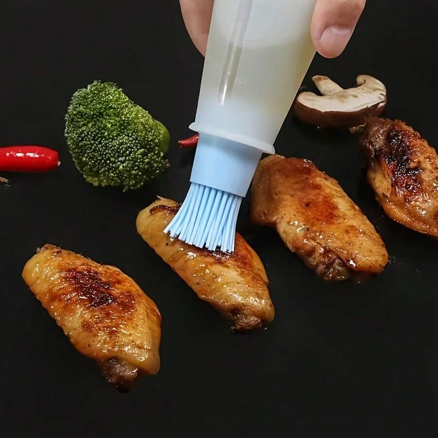 1pc Silicone Basting Brush With Oil Dispenser: , Perfect For Barbecue And Baking, Kitchen Essential