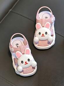 حذاء أطفال للصيف 2025 جديد للأولاد ذو حجم متوسط، أحذية انزلاقية داخلية للأطفال، أحذية شاطئ للأطفال الرضع