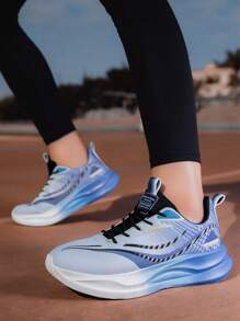 Sneaker casual e chunky da uomo, che aumentano l'altezza, alla moda e versatili, scarpe da running sportive per l'estate