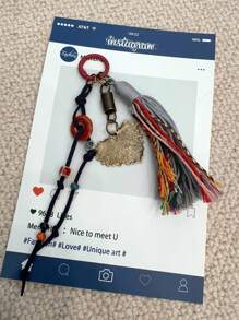 HXXOOS 1 Peça Pingente de Bolsa Estilo Boho com Borlas Coloridas para Mulheres, Pingente Retrô em Forma de Coração com Contas, Acessório DIY para Bolsas, Mochilas e Decoração de Carro de Crochê