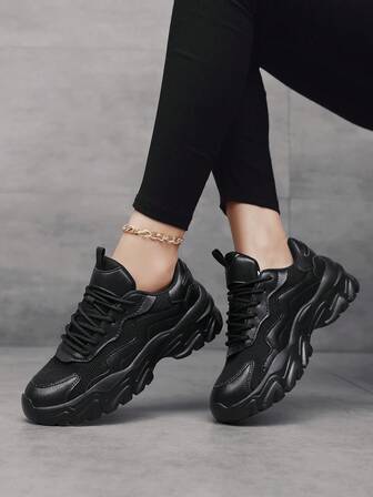 女士休闲运动鞋，百搭透气网眼运动鞋，防滑皮革拼布跑鞋，轻便时尚个性化休闲鞋，适合学生、户外、派对，舒适的步行鞋，经典洛丽塔风格，四季皆宜，厚底透气舞鞋，系带经典女士公路跑鞋，皮革拼布时尚鞋，适合办公室工作和通勤