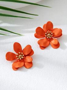 1 Pair 3D Lifelike Summer Vacation Asymmetrical Layered Orange Five-Petal Flower Stud Earrings, Suitable For Women Travel, Dating, Daily Wear