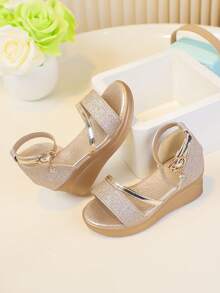 1 双女童夏季新款厚底凉鞋，时尚软底露趾防滑绑带多功能厚底凉鞋