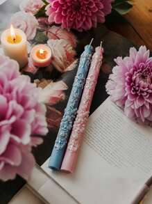 1pc Embossed Long-Pole Wedding Candle With A Bow Candle Stand, Retro Engraved Candle Decoration, French Decoration, Available In Multiple Colors Such As Pink, Blue, White And Green, Wedding Decoration, Home Decoration, Shooting Props, Romantic Candlelight Dinner Decoration, A Gift For Mom