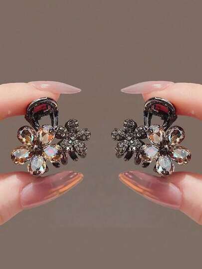2 Pcs Women's Alloy, Rhinestone & Crystal Flower Decor Hair Claws, Elegant Hair Accessories For Bun, Romantic And Luxurious Small Hair Clips Suitable For Daily, Work, Formal Party Hair Jaw Clip Hair Clamps Hair Clutch Hair Catcher Clip Fall Winter Claw Clip For Vacation Outfits Woman Summer