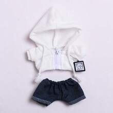 1 件服装 - 牛仔连帽夹克（仅商品本身，不含配饰） - 彩色 - 查看 5