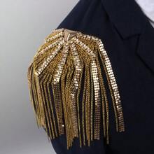 2 piezas de broches/alfileres decorativos de metal con cristal de cristal trenzado a mano en forma de triángulo y cadena, accesorios de moda adecuados para ropa de mujer occidental, uso para fiestas, regalos festivos y uso diario