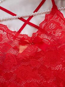 Lingerie sexy, ensemble robe-harnais érotique rouge romantique. Conçu de manière , il stimule une imagination sans limites et dégage une atmosphère romantique.