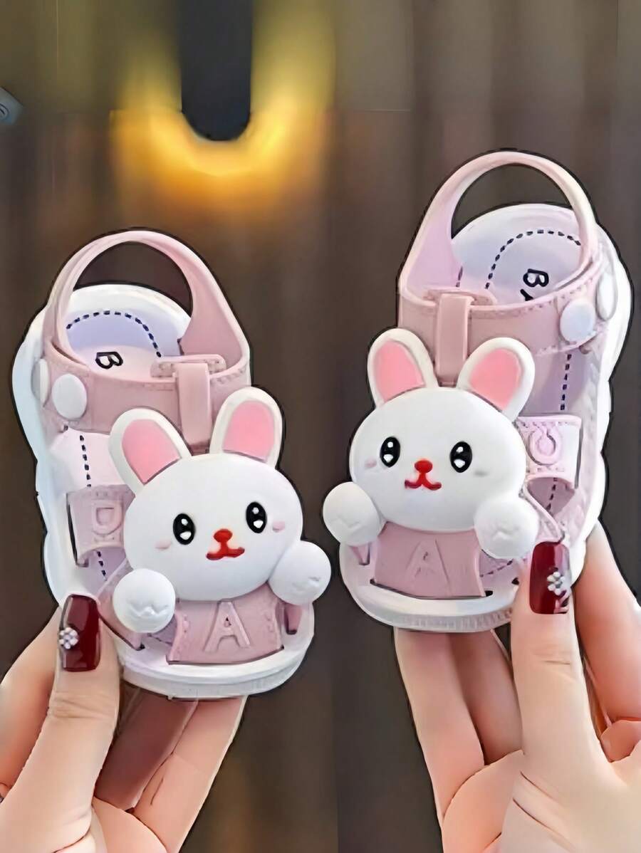 حذاء أطفال للصيف 2025 جديد للأولاد ذو حجم متوسط، أحذية انزلاقية داخلية للأطفال، أحذية شاطئ للأطفال الرضع