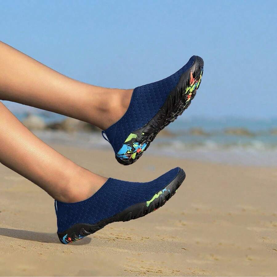 Giày đi nước nhanh khô cho nam và nữ, giày đi nước, giày đi chân trần, giày đi biển Solft xỏ vào, giày thể thao ngoài trời, thoáng khí, nhẹ và thoải mái, thích hợp cho hồ bơi, bãi biển, lướt sóng, đi bộ và yoga, bơi lội - Màu xanh lam - Xem 1