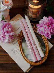 1pc Embossed Long-Pole Wedding Candle With A Bow Candle Stand, Retro Engraved Candle Decoration, French Decoration, Available In Multiple Colors Such As Pink, Blue, White And Green, Wedding Decoration, Home Decoration, Shooting Props, Romantic Candlelight Dinner Decoration, A Gift For Mom