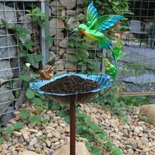1 pieza Bebedero de pájaros con base de metal gruesa y alta capacidad - Estación de alimentación de pájaros colorida para decoración de jardín y patio, adecuado para decoración con estaca, alimentación y abrevadero de pájaros, hermoso regalo - Multicolor - Ver 10
