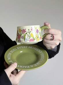 Set di tazze da caffè e piattini in ceramica con motivo floreale elegante, regalo unico per la fidanzata, regalo di coppia per San Valentino