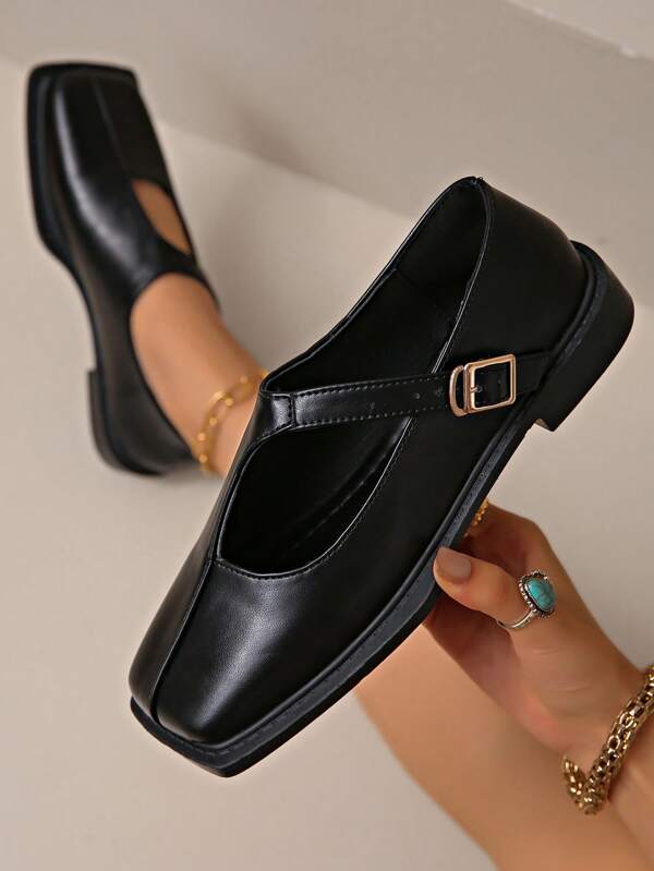 Sapatos baixos Mary Jane vintage de Revestido com pérolas e bico quadrado, mocassins versáteis para primavera/outono, novos sapatos baixos femininos mais vendidos em 2025