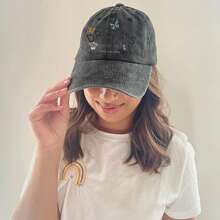 1 pièce Casquette de baseball imprimée "DREAMS", minimaliste, décontractée, mode, vintage, avec une sangle absorbante douce, taille réglable, légère, protection solaire, polyvalente, convient aux activités extérieures, port quotidien, rassemblements, vacances, cadeau parfait pour les amis et la famille