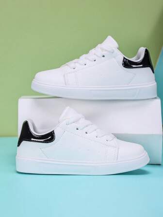 1 双儿童/青少年休闲白色运动鞋，舒适透气户外运动鞋