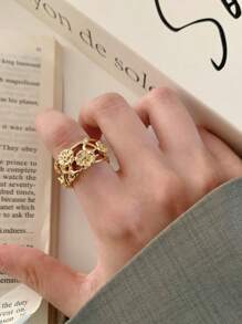 1pc Delicate Hollow Flower Wide Band Ring, Suitable For Women's Daily Wear