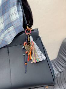 HXXOOS 1 Peça Pingente de Bolsa Estilo Boho com Borlas Coloridas para Mulheres, Pingente Retrô em Forma de Coração com Contas, Acessório DIY para Bolsas, Mochilas e Decoração de Carro de Crochê