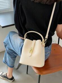 女士休闲斜挎水桶包 - 纯色，双层PU材质手提包，磁扣，可调节肩带单肩包 - 轻巧设计，适合通勤、休闲和约会，风格简约，用途广泛 - 米色 - 查看 5