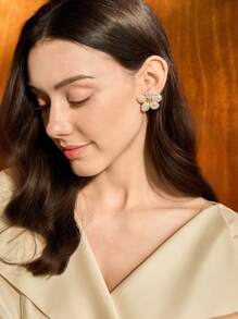 1 par de pendientes de perlas barrocas falsas, adecuados para el uso diario de las mujeres, regalos de Navidad e invierno