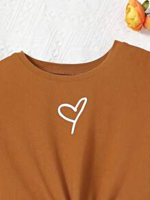 2 peças/Conjunto Top de Manga Curta com Estampa de Amor para Meninas e Adolescentes Uso Casual Diário + Shorts com Estampa Listrada com Cinto Listrado Aleatório