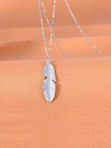 1pc Simple & Versatile Silver Feather Leaf Pendant Necklace - Silver - View 2