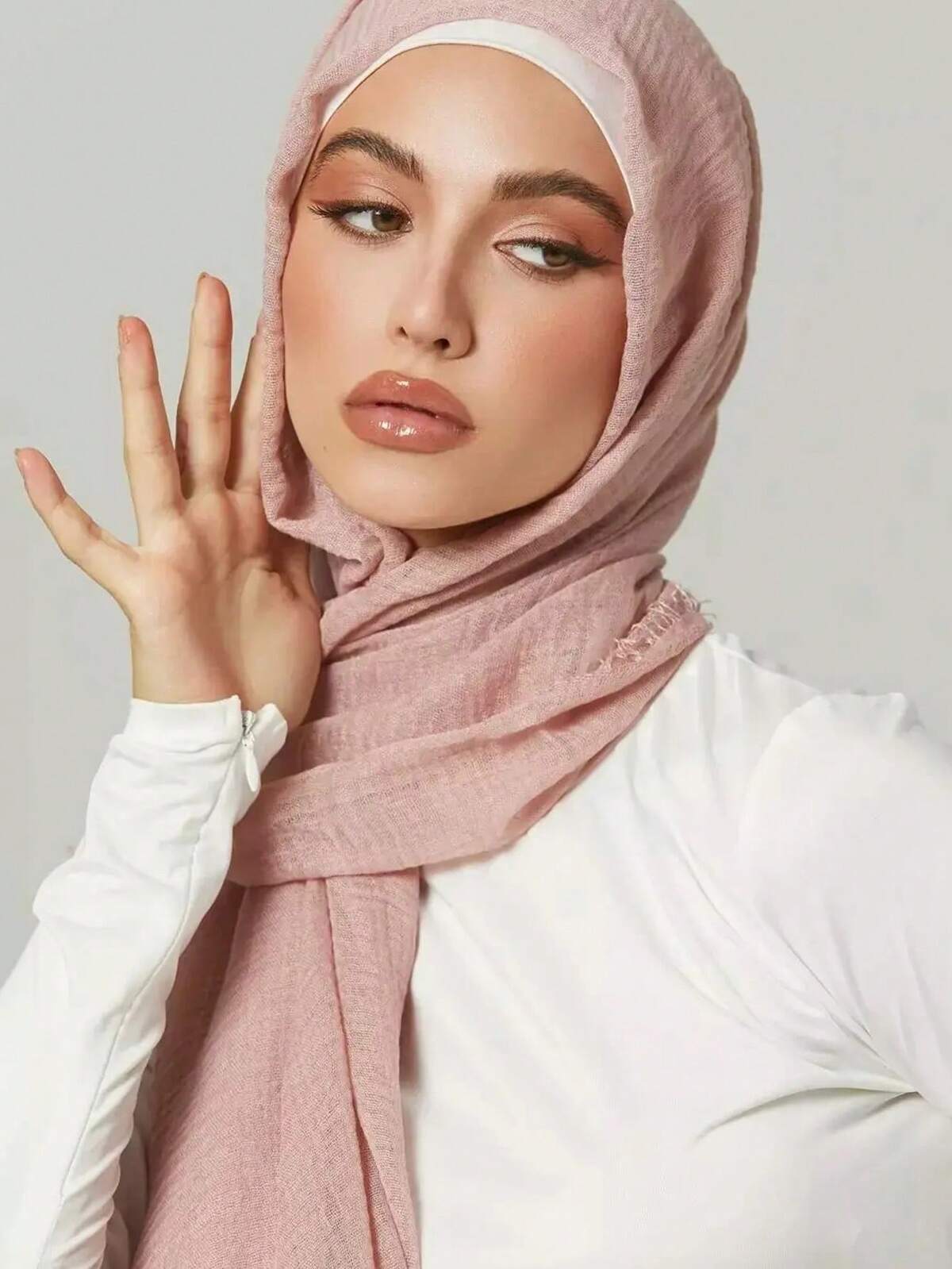 1 pièce Foulard plissé unicolore de base classique pour femmes, accessoire hijab, abaya, essentiel de voyage, vacances 2