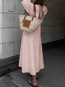 فستان طويل بأكمام منتفخة واسع فضفاض بلون واحد سادة أسلوب الإجازة الفرنسي العصري الصيفي والربيعي الجديد ذو فتحة الرقبة على شكل حرف V عاري الظهر