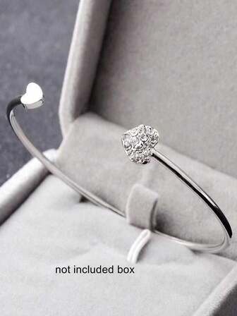 1pc Minimalist Rhinestone Heart Shaped Open Bangle Bracelet (No Gift Box)
