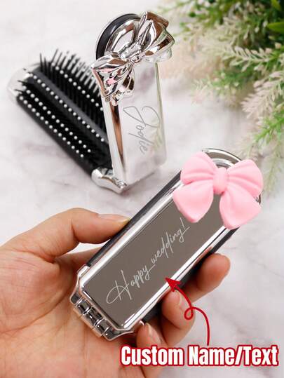 LICVIC Miroir pliable portable personnalisé, miroir de maquillage avec nom et texte personnalisés, peigne pliable personnalisable avec miroir intégré, peigne de voyage portable personnalisable, mini peigne, convient pour les anniversaires, mariages, Saint-Valentin, anniversaires, remise de diplômes, idées cadeaux pour lui/elle, amis, enfants, étudiants, mère, couples, meilleurs amis, hommes, femmes, famille