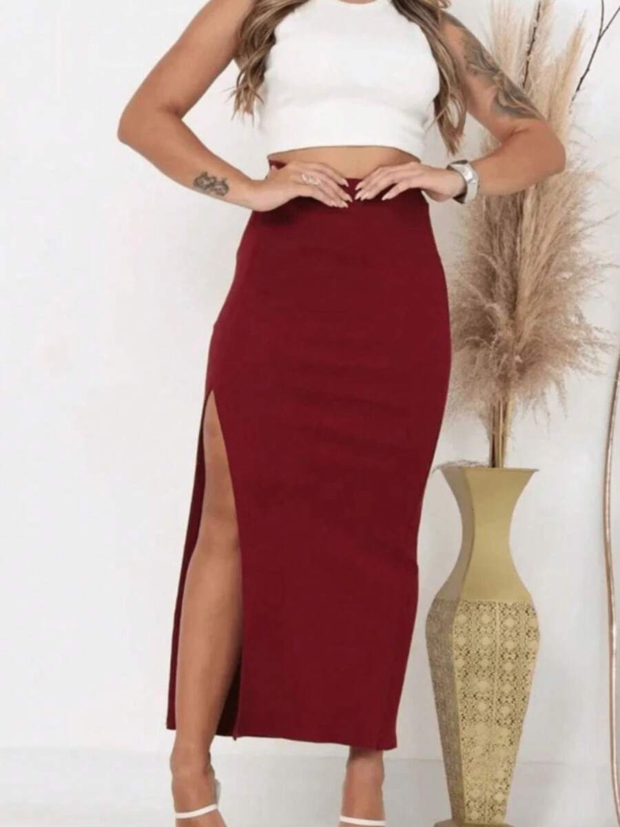 Long Skirt With Ribbed Slit - Burgundy - View 1
