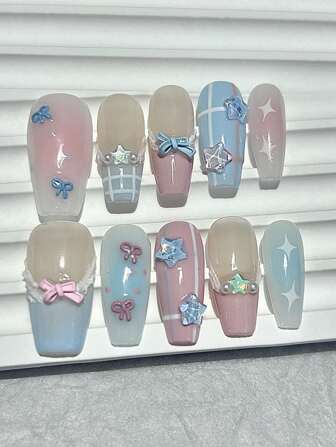 10 件粉蓝星星便利店手工可穿戴指甲夏季马卡龙法式美甲甜美可爱梦幻蝴蝶结腮红按压指甲棺材指甲按压指甲中号指甲用品（1 张果冻贴纸+1 个指甲锉）