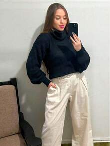 Blusa Tricô Gola Alta Manga Longa Bufante Moda Inverno - Preto - Visão 2