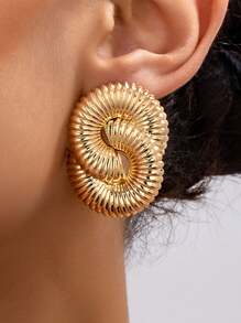 Boucles d'oreilles mode femme, boucles d'oreilles clous avec texture métallique exagérée, bijoux convenant pour un usage quotidien et en vacances