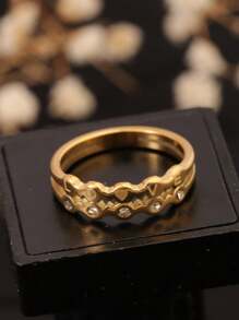 1pc 18K Gold Plated Hollow LOVE Design Micro-Inlaid Cubic Zirconia Ring, Versatile And Fashionable, Suitable For Women To Wear Daily To Work, Commute, Outing, Gift For Girlfriend Or Wife