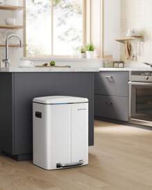 Double Rubbish Bin, 2 X 20L Kitchen Bin, Dual Compartment Metal Step Bin, With Plastic Inner Buckets, Soft-Close Lids, And Handles, Odour Seal, White