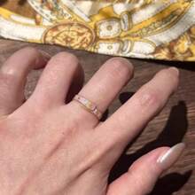 خاتم أنيق مطبوع عليه زهر الخوخ الأبيض المطلي بالطلاء المينا، هدية للنساء في أعياد الزواج والحفلات والعيد والعيد الوطني وعيد الشكر