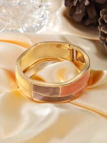 1pc Minimalist Vintage Boho Chic Zinc Alloy Colorful Resin Chunky Cuff Bracelet For Women, Nightclub Office Daily And Street Style Opulent Statement Piece Jewelry,Festival Gift For Wedding Valentine's Day Mother's Day Birthday