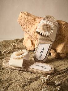 Tropiscape New Spring Summer Floral Slippers Women Sunflowers Classic Beige Sandals Elegant Lightweight Beach Outing Shoes Beach Autumn Winter Gifts