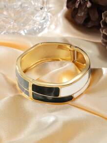 1pc Minimalist Vintage Boho Chic Zinc Alloy Colorful Resin Chunky Cuff Bracelet For Women, Nightclub Office Daily And Street Style Opulent Statement Piece Jewelry,Festival Gift For Wedding Valentine's Day Mother's Day Birthday