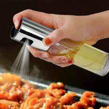 1 Stück transparente Glas Edelstahl Öl Sprühflasche, moderne minimalistische Küchen Kochsprühflasche für BBQ, Salat, Backen, Öl Kontrolle, Gewürze, vielseitig einsetzbare Olivenöl Zerstäuber mit feiner Sprühdüse für gesundes Kochen und Grillen, unverzichtbares Küchengerät, Glasgehäuse, Edelstahlkappe, einfach zu benutzen und zu reinigen, Ideales Küchen Zubehör, Öl Sprühflasche, Heißluftfritteuse, Olivenöl Spender