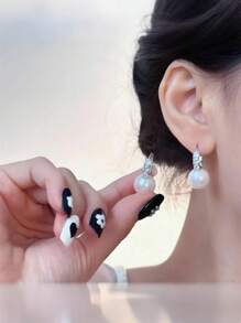 1 Pair Delicate French Style Rhinestone & Pearl Decorated Earrings, Elegant Luxury Small Brand Design Earrings